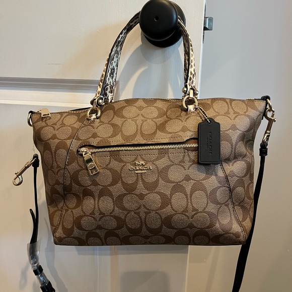 Coach Prairie Satchel, never used, still with tags just needs some shaping - Picture 3 of 3